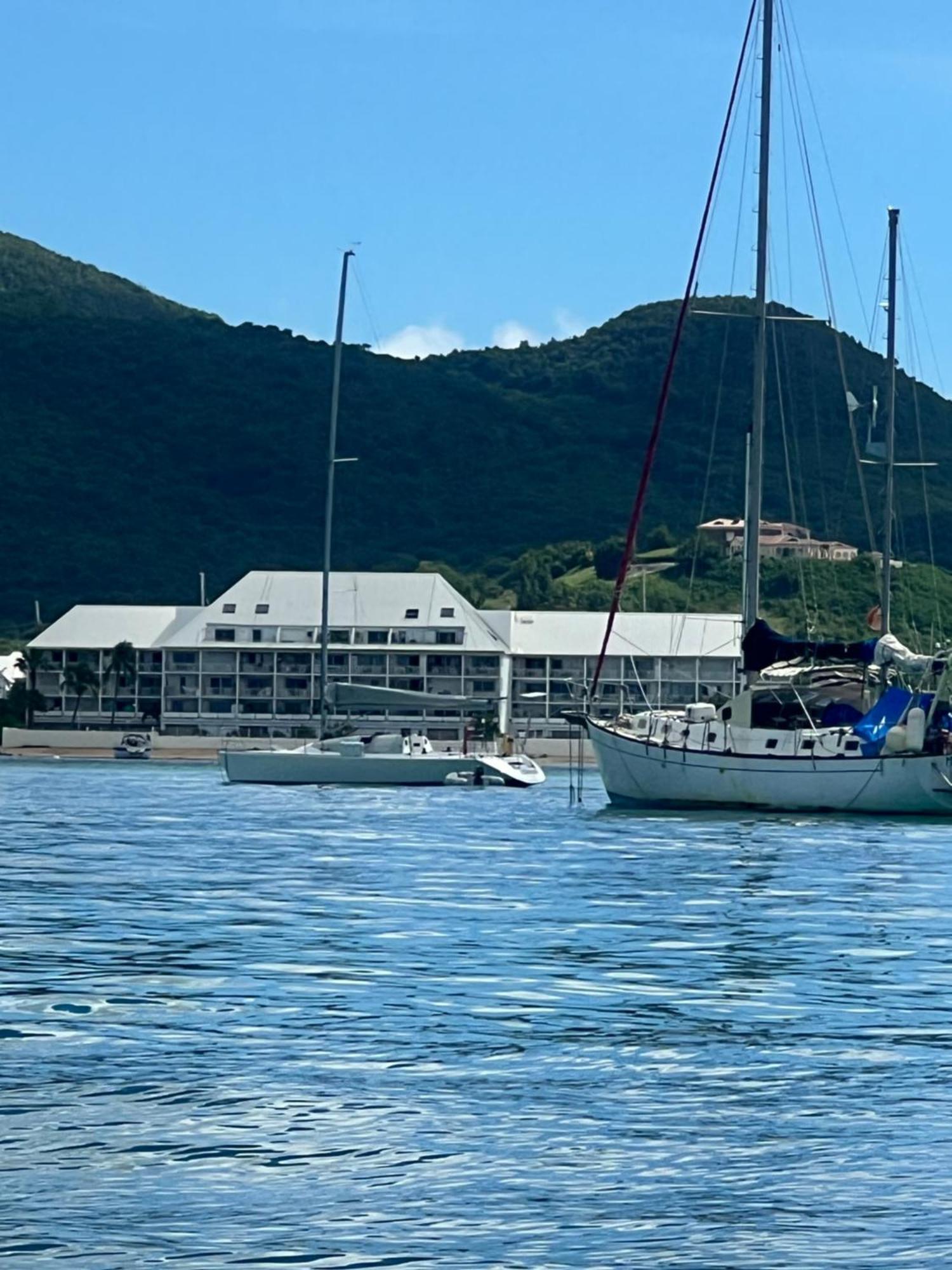 Studio Pirate Of The Caribbean 2 Sea View 马里戈特 外观 照片